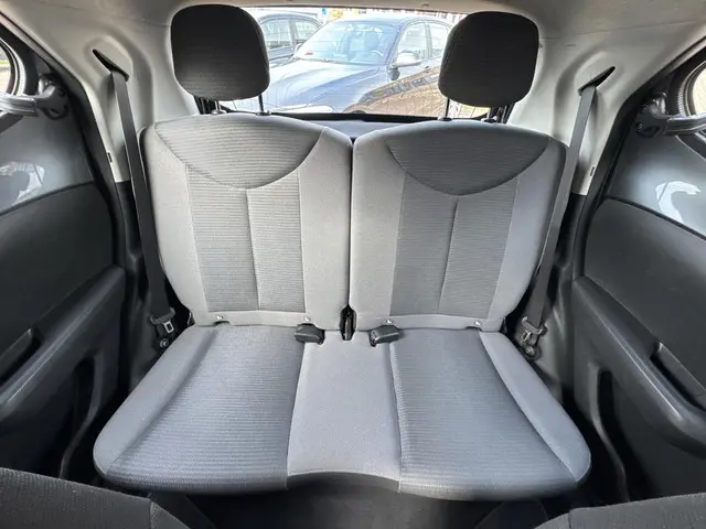 Toyota Aygo 1.0 VVT-i x-play 2021 Benzine 20