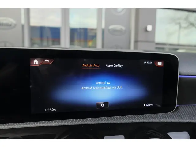 Mercedes-Benz A-Klasse A220 AMG 190pk 2019 Benzine 44