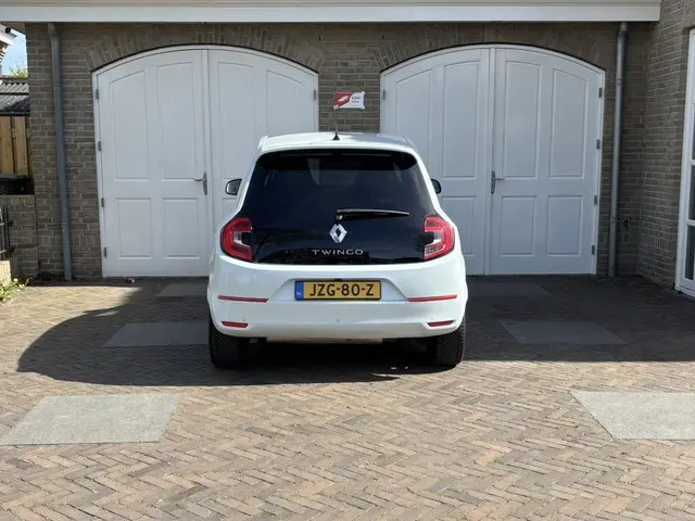 Renault Twingo 0.9 TCe Intens 2020 Benzine 4