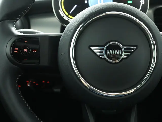 MINI Electric Mini MINI Yours 33 kWh 2023 Elektrisch 16