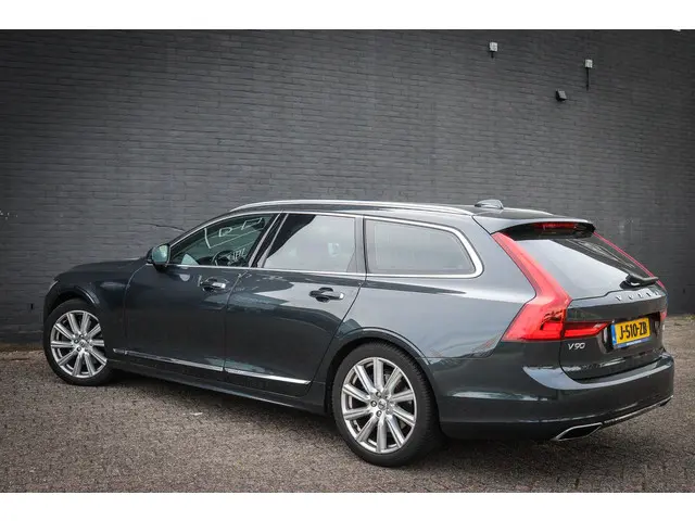 Volvo V90 2.0 T4 Inscription 2020 Benzine 2