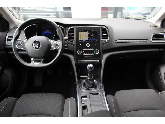 Renault Mégane Estate 1.3 TCe Limited 140 pk 2020 Benzine 16