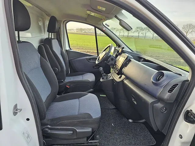 Opel Vivaro 1.6 2019 Diesel 7