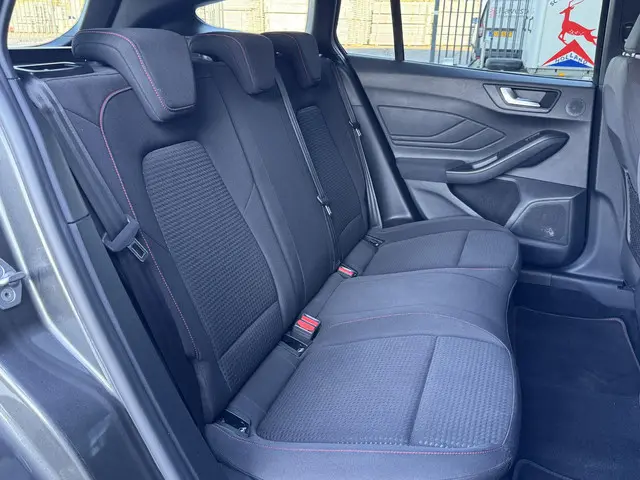 Ford Focus 1.0 ECOBOOST ST LINE BUSINESS 2019 Benzine 12