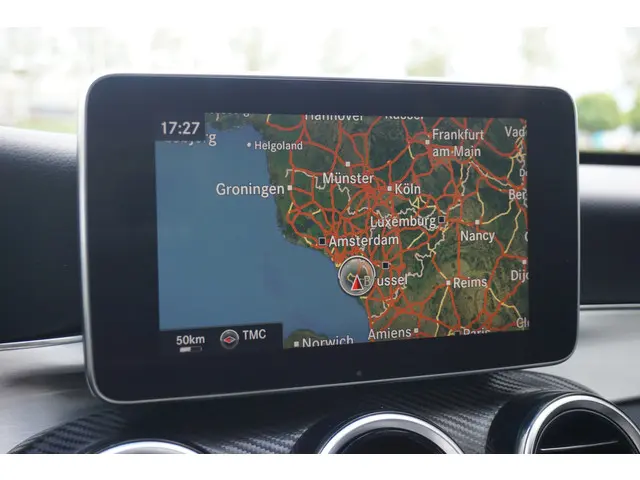 Mercedes-Benz C-Klasse 180 Prestige 2014 Benzine 16
