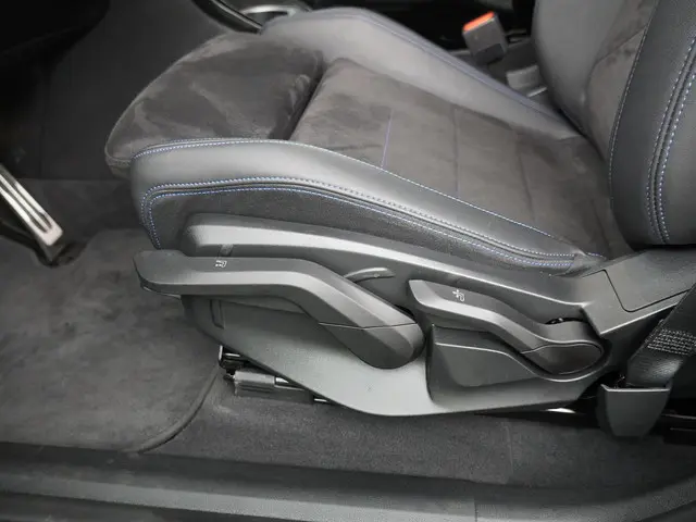 BMW iX1 xDrive30 Launch Edition 67 kWh 2024 Elektrisch 22