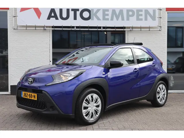 Toyota Aygo X 1.0 VVT-i AIR PLAY AUTOMAAT 2024 Benzine