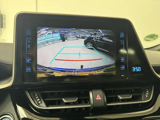 Toyota C-HR 1.8 Hybrid Bi-Tone 2018 Hybride Benzine 12