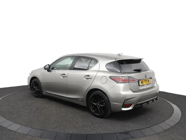 Lexus CT 200h Sport Edition 2017 Hybride Benzine 12