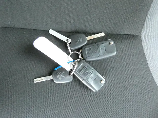 Peugeot 107 HELAAS VERKOCHT!!! 2013 Benzine 24