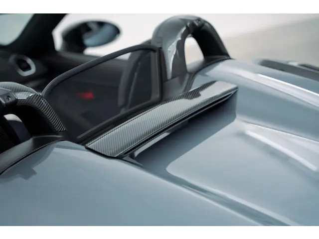 Porsche 718 Spyder RS 2024 Benzine 21