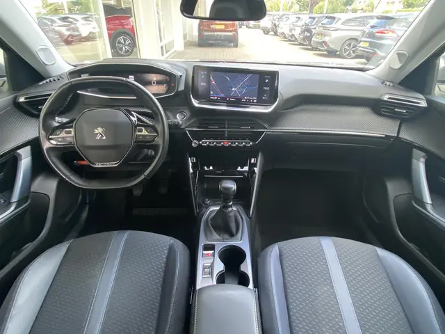 Peugeot 2008 1.2T 130pk Allure 2020 Benzine 7