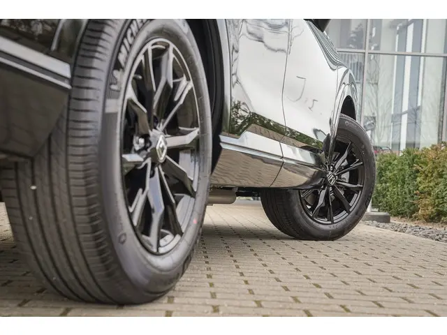 Honda CR-V 2.0 e:PHEV ADVANCE TECH 2025 Hybride Benzine 12