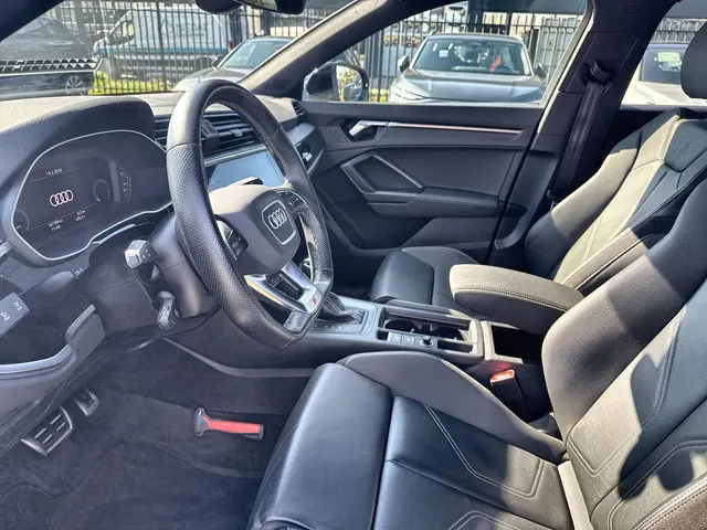 Audi Q3 Sportback 35 TFSI/150PK S Edition 2021 Benzine 10
