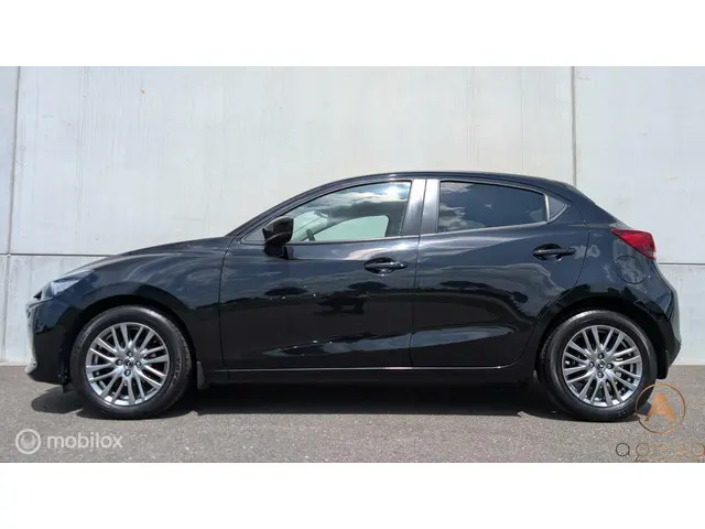 Mazda 2 1.5 Skyactiv-G Signature 2021 Benzine 8