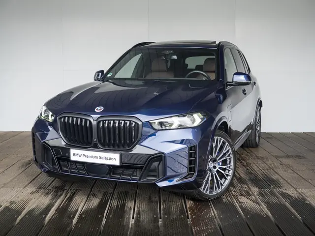 BMW X5 xDrive50e 2025 Hybride Benzine 62