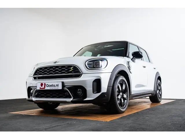 MINI Countryman Cooper SE ALL4 2022 Hybride Benzine 44
