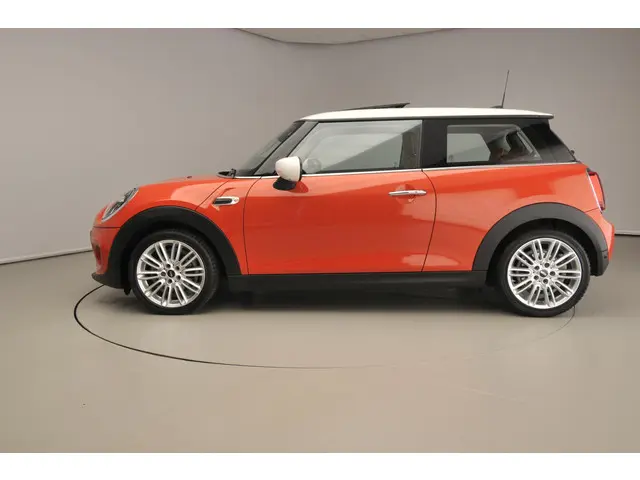 MINI 3-Deurs Cooper 2019 Benzine 2