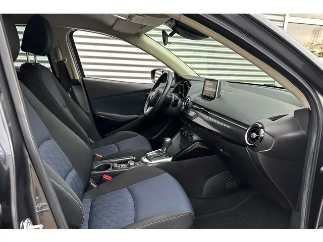 Mazda 2 1.5 Skyactiv-G TS+ Automaat Navi 2016 Benzine 4