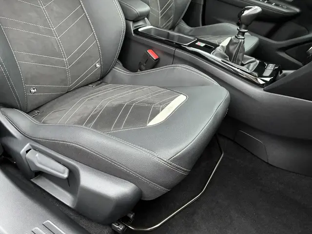 Opel Mokka 1.2 Turbo Ultimate 2024 Benzine 28