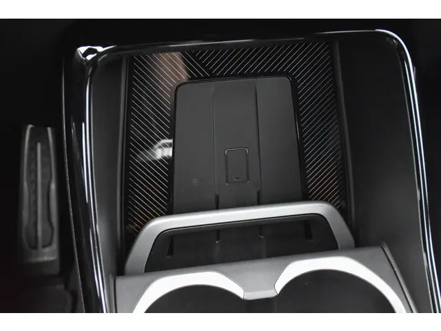 BMW X1 sDrive18i 2024 Benzine 21