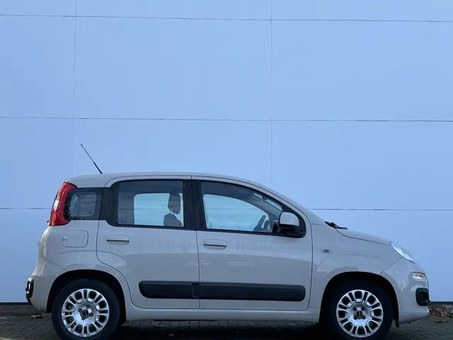 Fiat Panda 0.9 TwinAir Edizione Cool 2014 Benzine 15