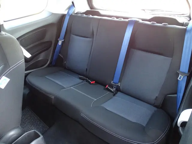 Peugeot 208 1.0 VTi LIKE org NL 2014 Benzine 9