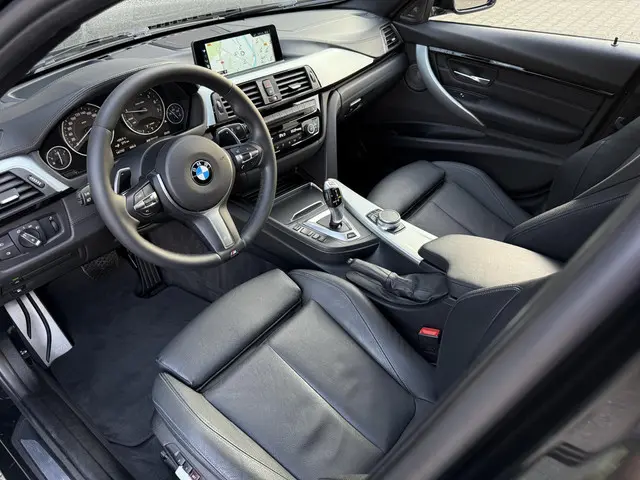 BMW 3 Serie 330e m Sport 2016 Hybride Benzine 2