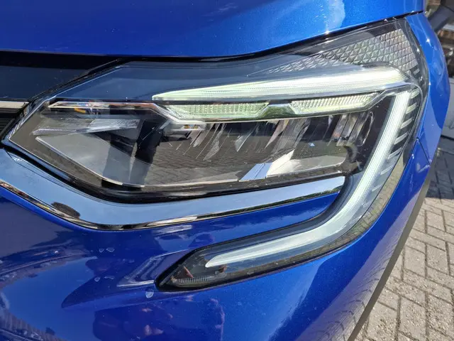 Renault Captur TCe 90 R.S. Line 2022 Benzine 9
