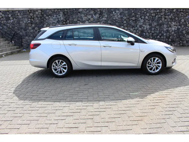 Opel Astra Sports Tourer 1.2 Edition 131PK 2020 Benzine 16