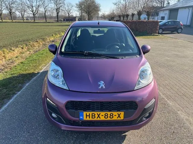 Peugeot 107 1.0 Envy 5 deurs 2012 Airco Led 2012 Benzine 6