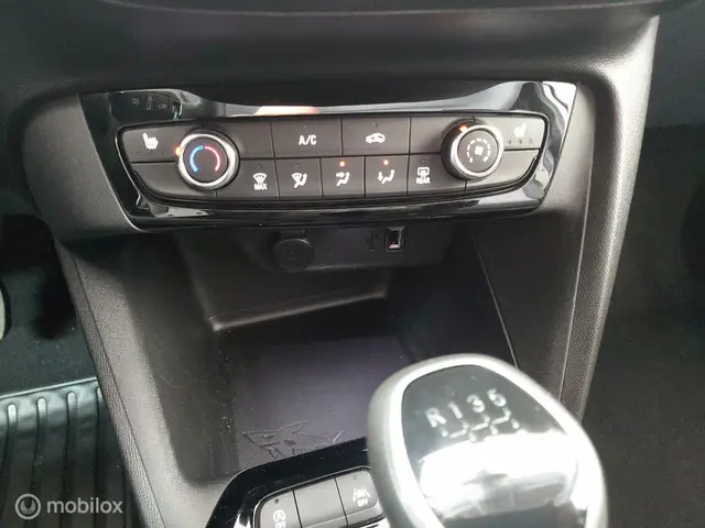 Opel Corsa 1.2 Elegance 2022 Benzine 21