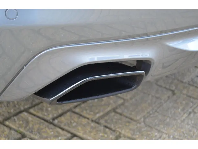 BMW 5 Serie 540i xDrive Touring 340 pk 2017 Benzine 40