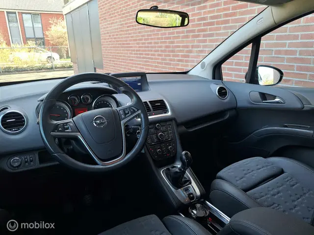 Opel Meriva 1.4 Turbo Cosmo 2013 Benzine 14
