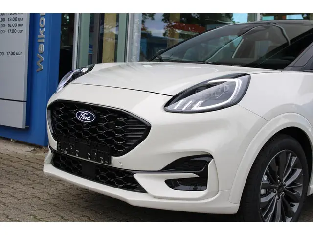 Ford Puma 1.0 EcoBoost Hybrid Sound Edition 2025 Benzine 35