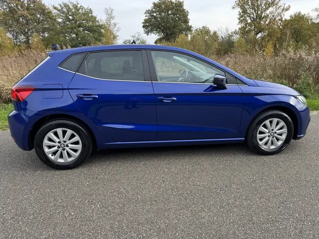 SEAT Ibiza 1.0 TSI Style Business Intense 2019 Benzine