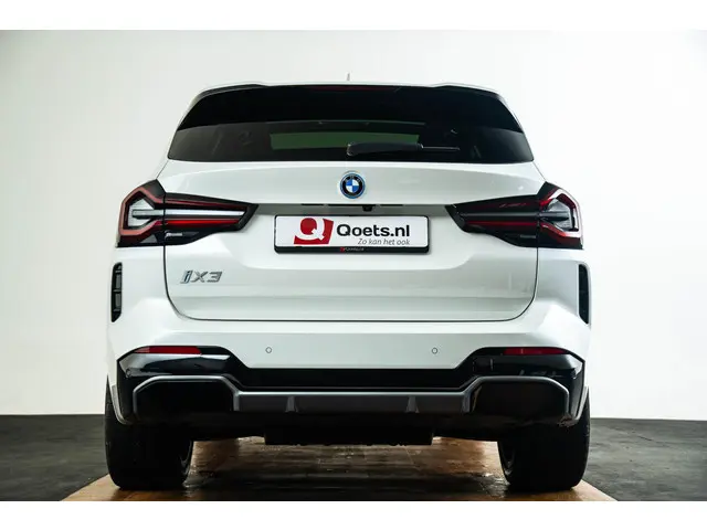 BMW iX3 High Executive 80 kWh 2022 Elektrisch 44