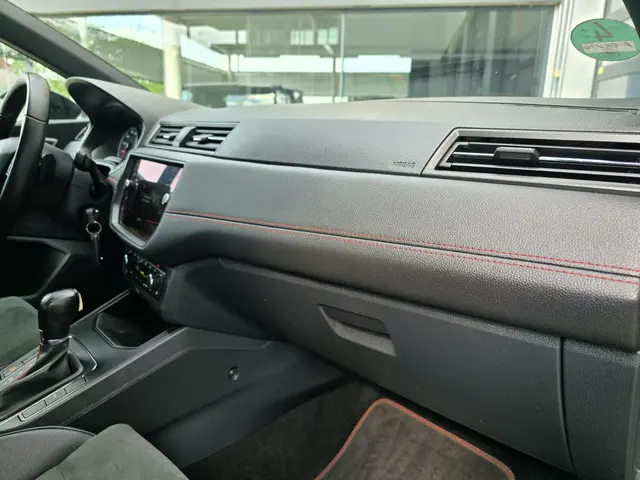 SEAT Ibiza 1.0 TSI FR Business |Automaat|Navi ! 2019 Benzine 34
