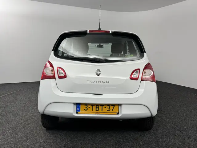Renault Twingo 1.2 16V Parisienne 2014 Benzine 15