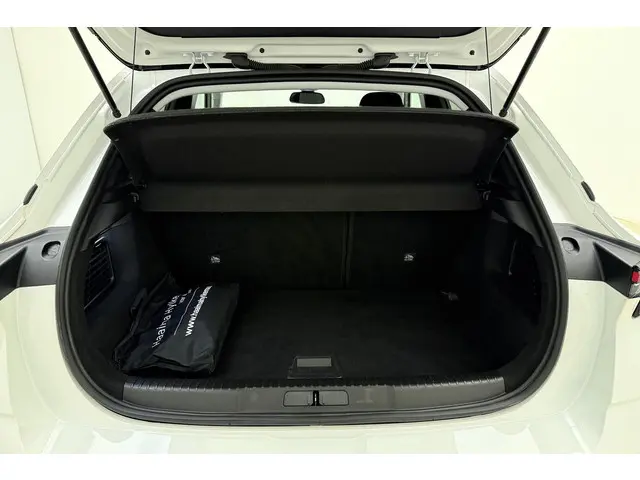 Opel Mokka 1.2 Turbo Business Elegance 2022 Benzine 10