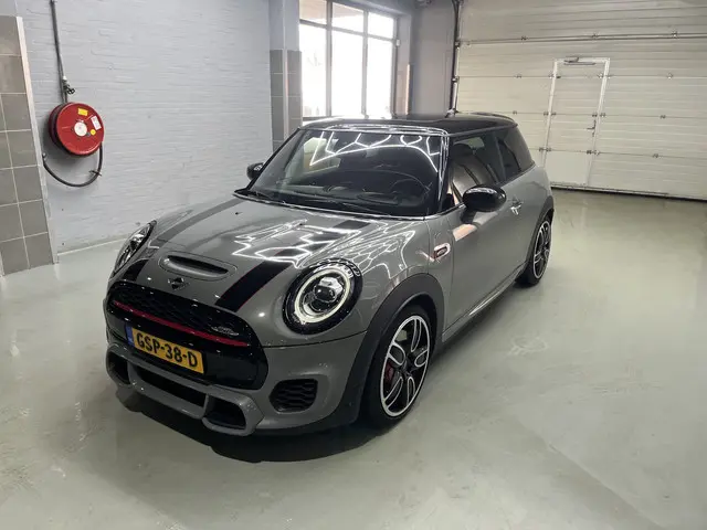 MINI Cooper Mini 2.0 John Works Chili 2019 Benzine 2
