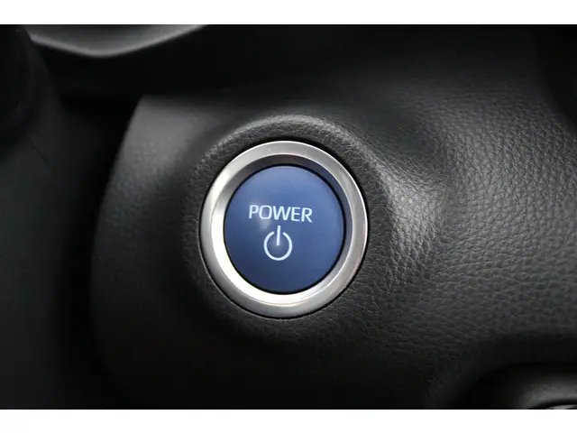 Toyota Yaris 1.5 Hybrid Dynamic 2022 Hybride Benzine 37