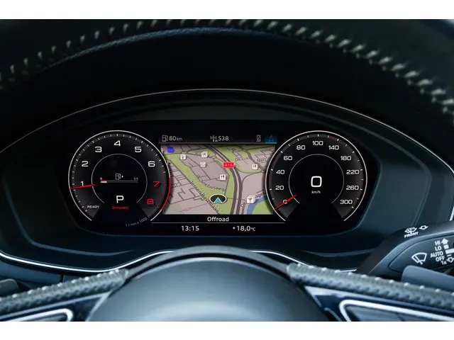 Audi A4 Avant 45 TFSI quattro edition one 2020 Benzine 14