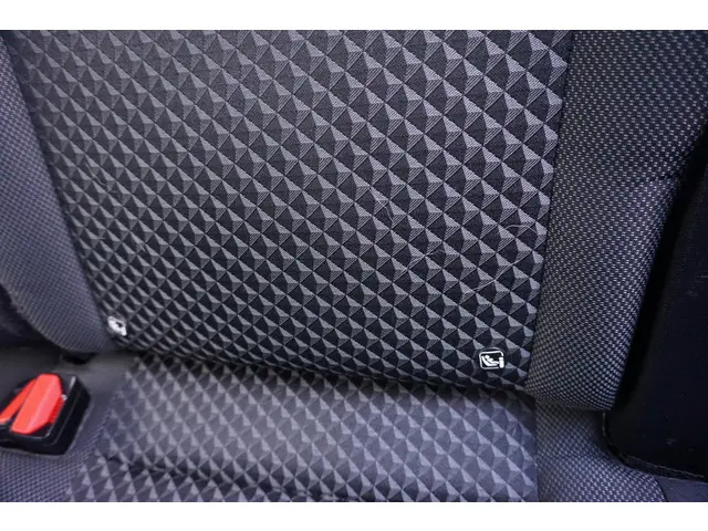 Nissan Micra 1.0L Visia+ 2017 Benzine 12