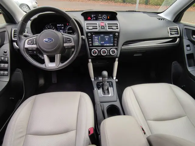 Subaru Forester 2.0 Luxury 2018 Benzine 19