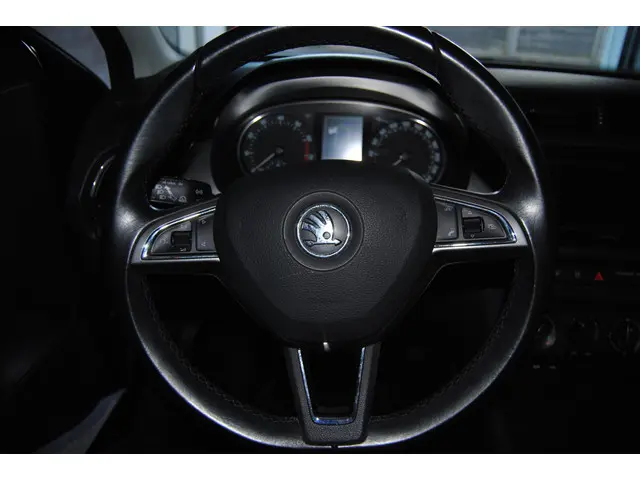 Škoda Fabia 1.2 TSI JOY 2017 Benzine 8