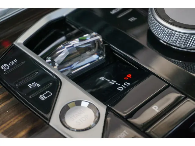 BMW X5 xDrive50e 2023 Hybride Benzine 12