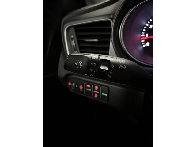 Kia Ceed Sportswagon 1.5 T-GDi DynamicLine 2021 Benzine 24