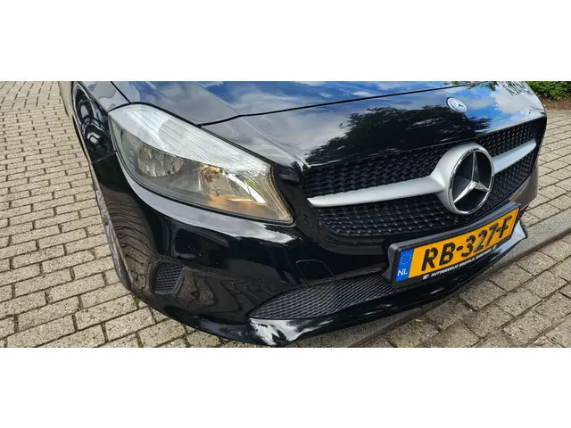 Mercedes-Benz A-Klasse 160 Business 2017 Benzine 7