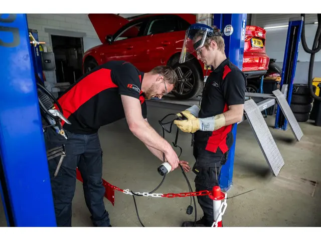 Citroën C4 1.2 PureTech Feel Collection 2015 Benzine 28
